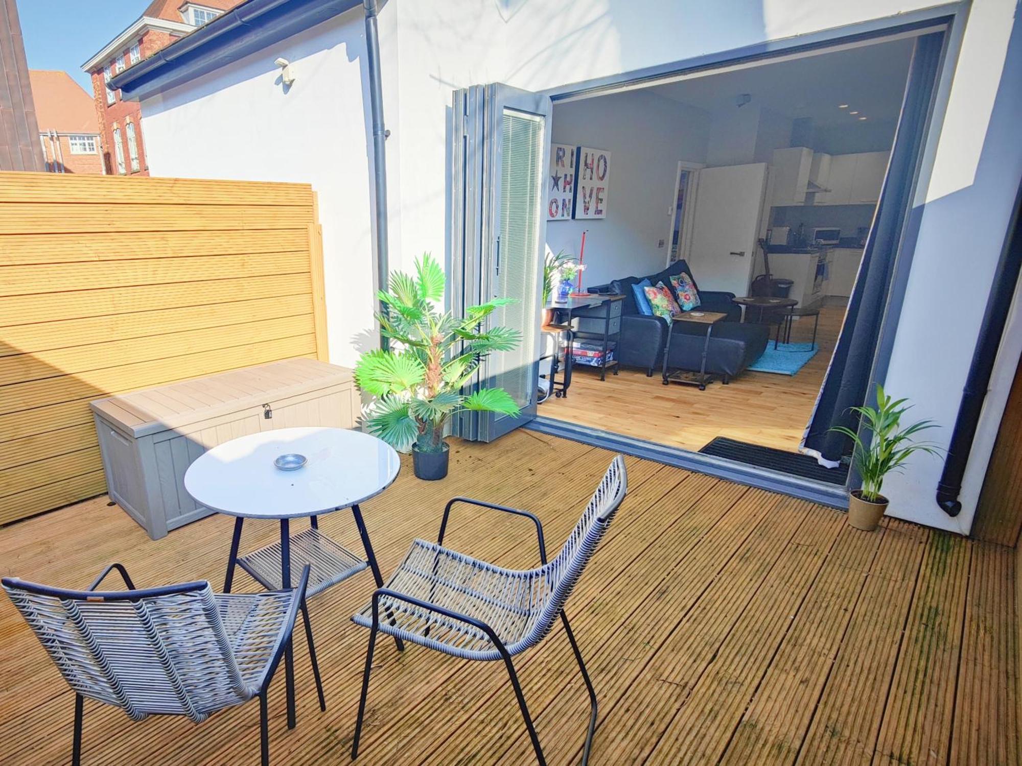 Modern Central Brighton Patio Apartment Eksteriør bilde